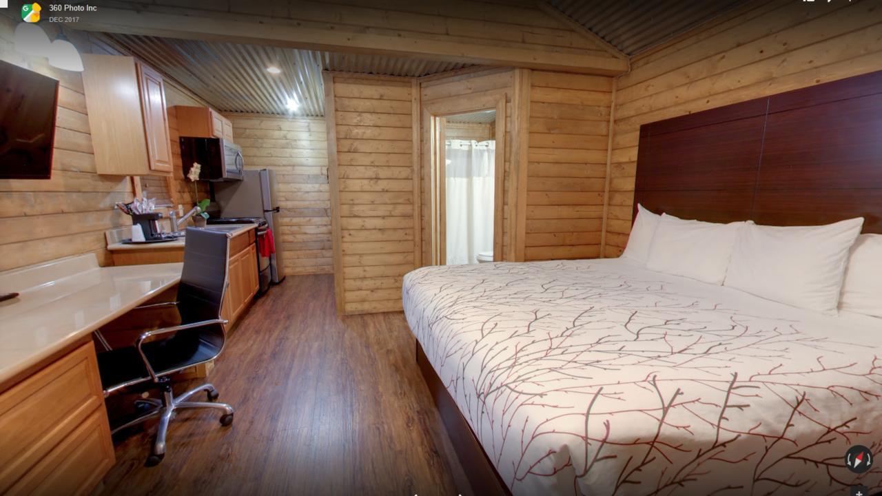 Paradise Rv & Cabins Resort Vinton Buitenkant foto